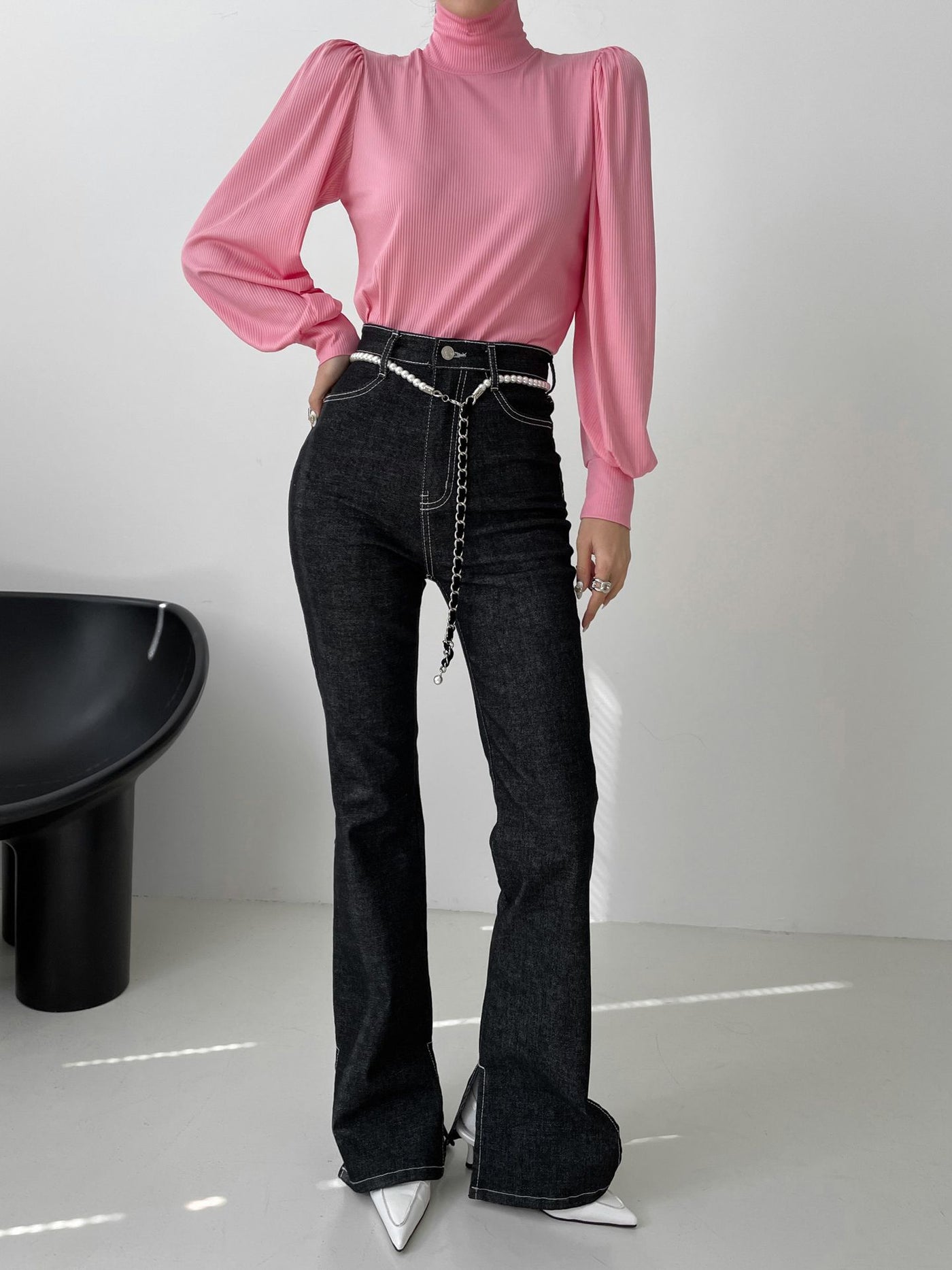 RIBBED TURTLE NECK BLOUSE